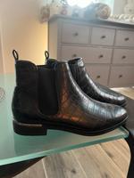 Ankle Boot Stiefeletten kroko Optik schwarz Kunstleder 38 NEU Kreis Ostholstein - Ahrensbök Vorschau