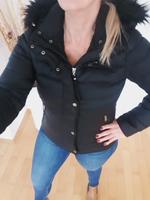 Vero Moda Daunenjacke in schwarz Gr.S Bayern - Poing Vorschau