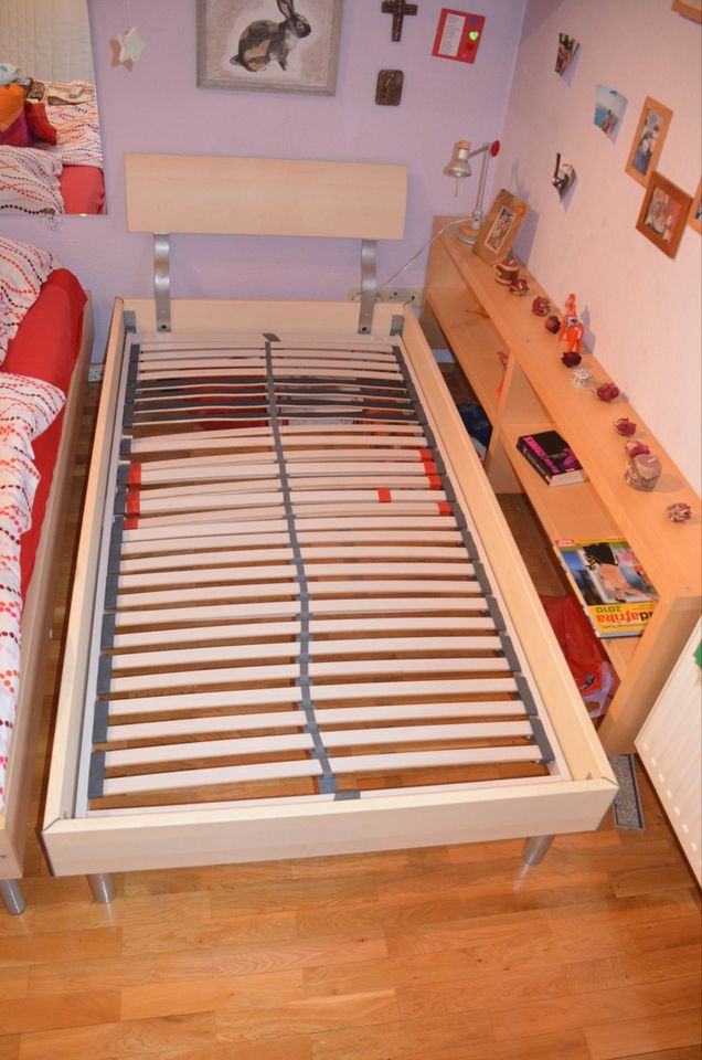 Bett/Jugendbett/Kinderbett 1mx2m mit Bettkasten Ahornoptik in Friedrichsthal