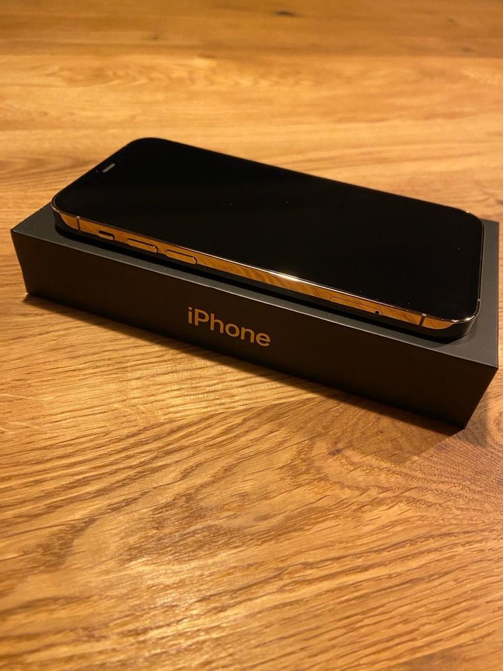 Apple iPhone 12 Pro 128gb Gold in Mannheim