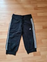 Adidas Sporthose in 3/4 Länge Gr. 34 - 15€ Hessen - Kassel Vorschau