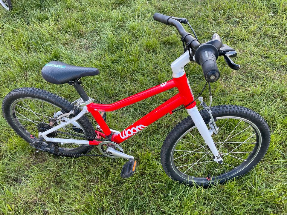 Woom 4 20" Fahrrad, Kinderfahrrad, Zoll, rot in Eisingen