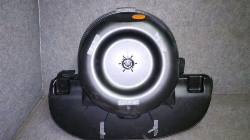 MB A B Klasse Lautsprecher Bass Subwoofer A1698202002 in Bochum