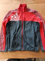 Adidas Strickjacke Größe 152 Düsseldorf - Oberbilk Vorschau