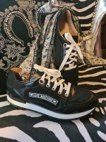 Sneaker von Moschino schwarz Leder Gr 37 wie neu Düsseldorf - Derendorf Vorschau