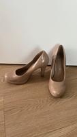 Neuwertige beige Tamaris Lack Pumps Größe 37 Bayern - Stadtbergen Vorschau
