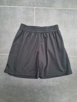 Fußballhose / Sporthose Größe 122 in schwarz Hessen - Butzbach Vorschau