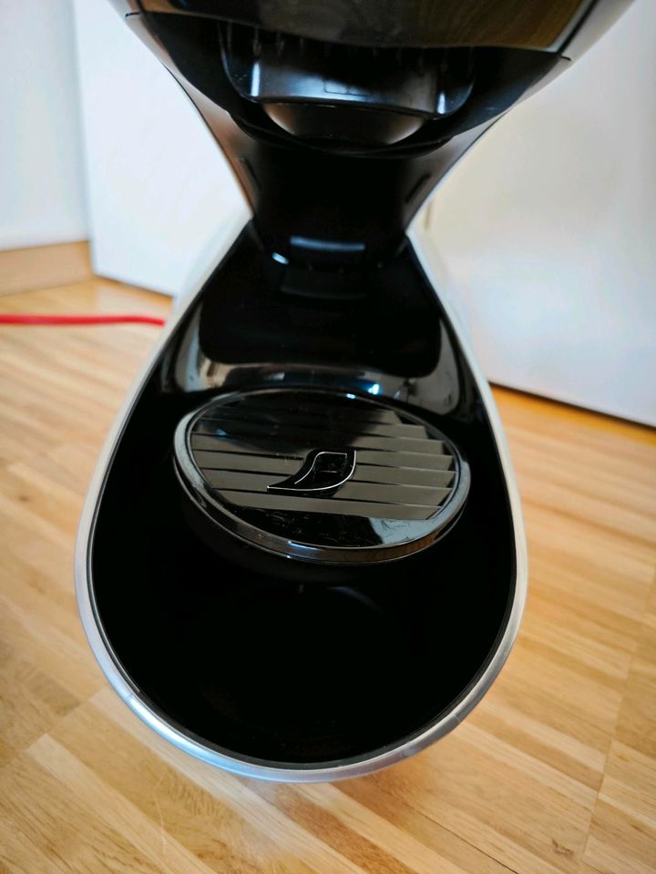 NESCAFÉ DOLCE GUSTO Movenza, Kapselmaschine, Topzustand in Wilhermsdorf