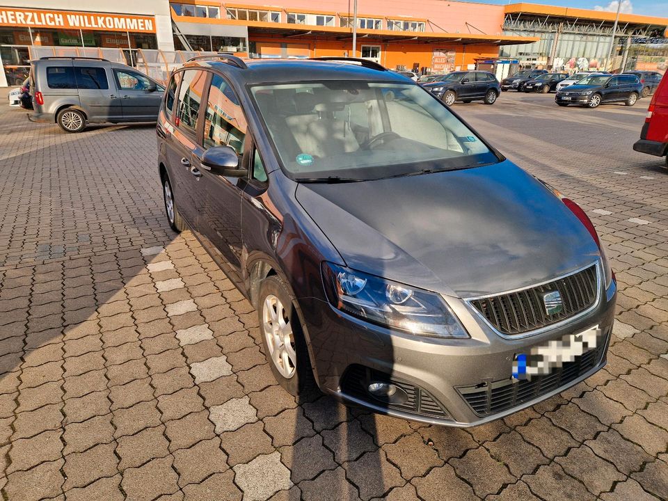 Seat Alhambra 2,0 TDI in Hamburg