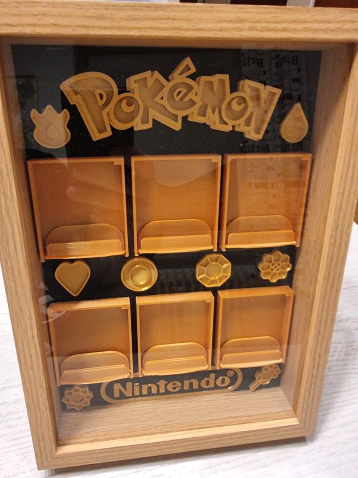 Pokemon Bilderrahmen für Editionen GBC/goldene Edition/Gaming Roo in Waxweiler