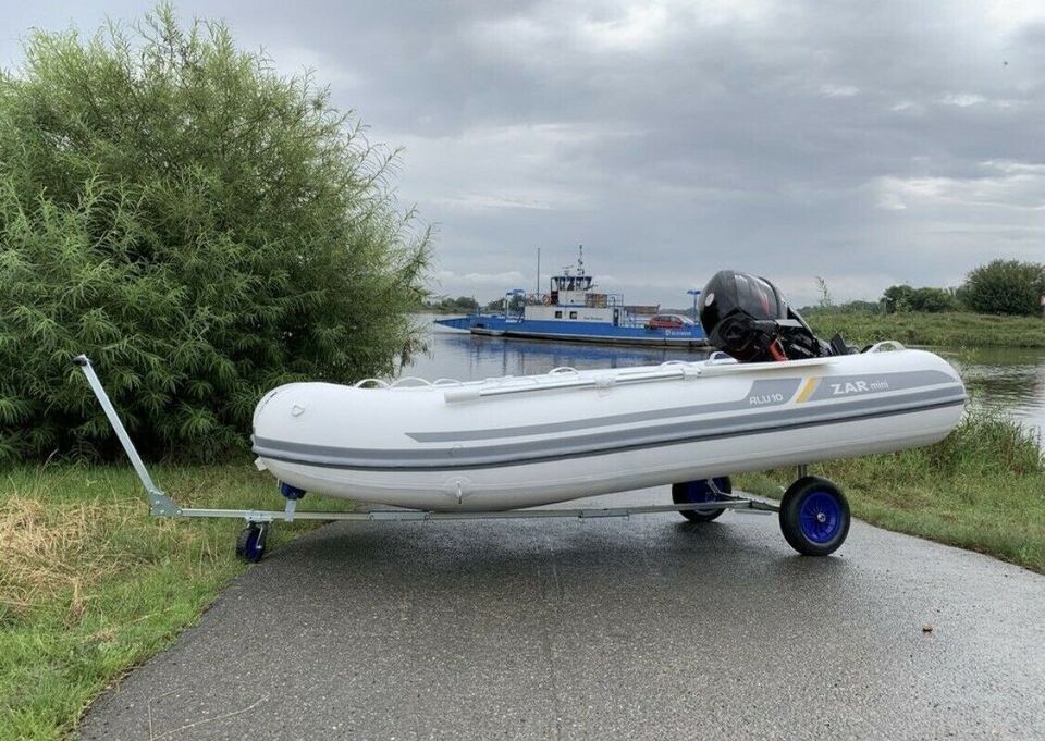 Trailer faltbaren Schlauchboot, Angelboot, Sportboot, GFK-Boot in Neetze