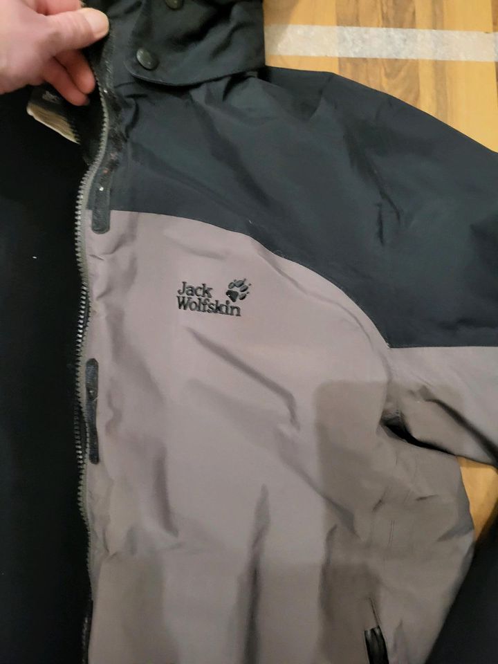 Jack Wolfskin 3 in 1 Jacke in Größe XL in Rheda-Wiedenbrück