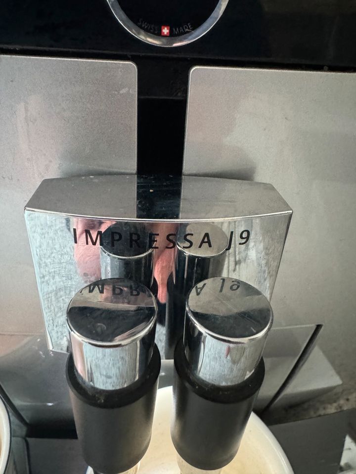 Kaffeevollautomat Jura Impressa J 9 in Weimar