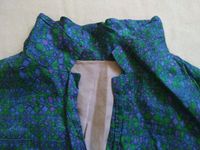Seidenkleid, knielang, Größe S, mit schönem blau-grün-lila Print Pankow - Prenzlauer Berg Vorschau