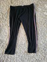 Leggings mit rot-weissen Streifen Hessen - Friedberg (Hessen) Vorschau