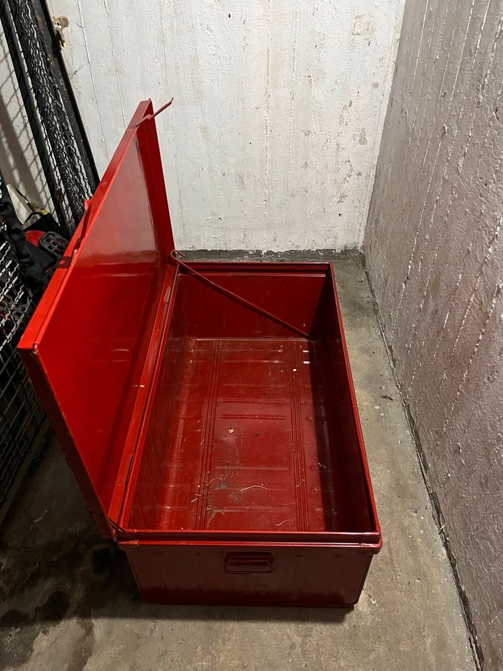 Storage Box 175 Liter in Coerde
