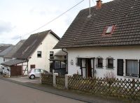 Einfamilienhaus mit ausgebautem Nebengebäude in ruhiger Ortsrandl Rheinland-Pfalz - Niederhosenbach Vorschau