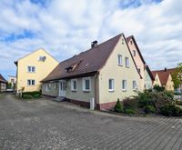 Einfamilienhaus in Eggolsheim/Ortsteil Weigelshofen mit Scheune, Unterstellgebäude und Grünfläche Bayern - Eggolsheim Vorschau