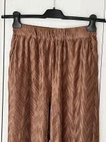 Hose braun bronze kupfer weit XS 34/36 neu Marlene gecrinkelt Berlin - Köpenick Vorschau