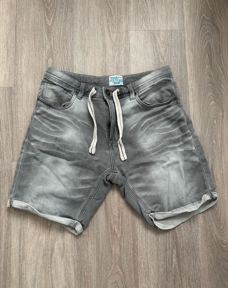 Jeans grau Herren M Shorts in Bad Kreuznach