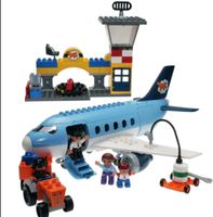 Lego Duplo großer Flughafen, guter gebrauchter Zustand Berlin - Spandau Vorschau