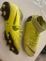 FUẞBALLSCHUHE 41 Essen - Essen-Kray Vorschau
