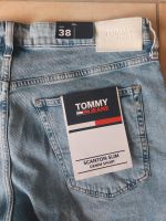 NEU - Tommy Hilfiger Jeans Shorts Scanton Slim Bermuda - W 38 XXL Nordrhein-Westfalen - Anröchte Vorschau