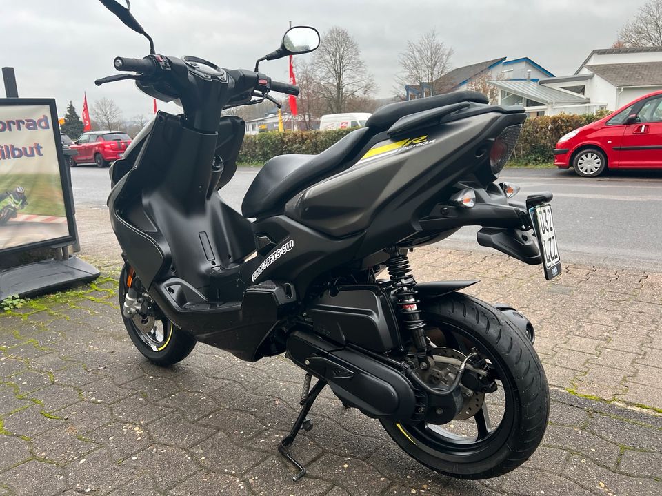 Yamaha Aerox R 4ST Mofa 25 kmh wie neu 2019 in Michelstadt