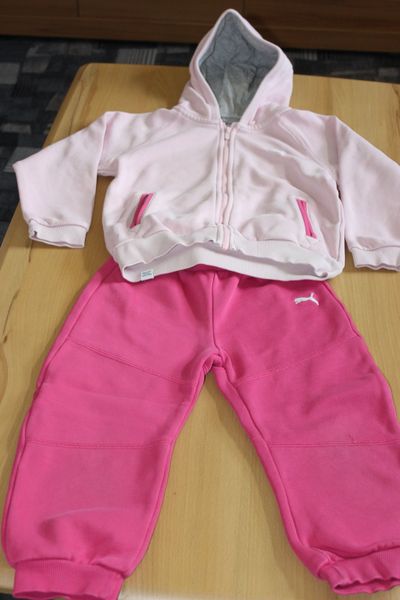 Kinderjogginganzug Gr.104 von PUMA rosa/rot in Sachsen-Anhalt - Schönebeck  (Elbe) | eBay Kleinanzeigen ist jetzt Kleinanzeigen