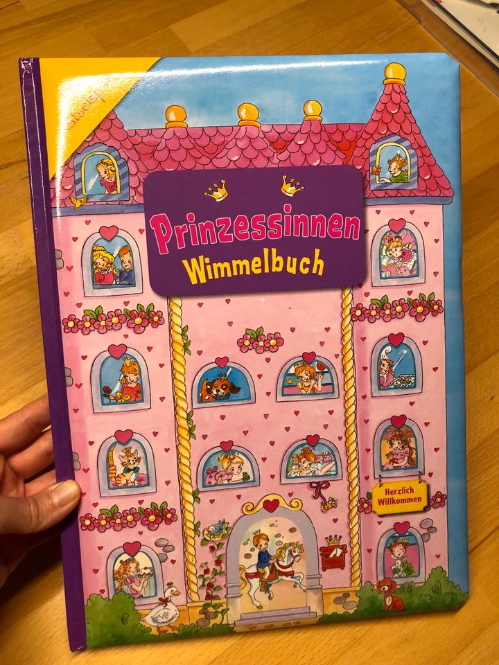 NEU Wimmelbuch Wimmel Buch Prinzessinnen in Bassum