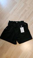 Shorts Bershka neu Gr 34 Sachsen - Plauen Vorschau