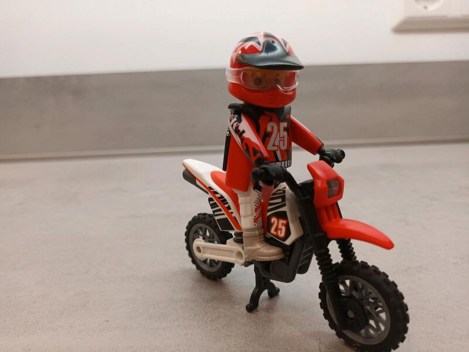 Playmobil  Cross Motorrad mit Figur in Rheinberg