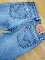Levis vintage 529 y2k Jeans Bootcut Schlagjeans Lowrise W24 rippe Nordrhein-Westfalen - Ratingen Vorschau
