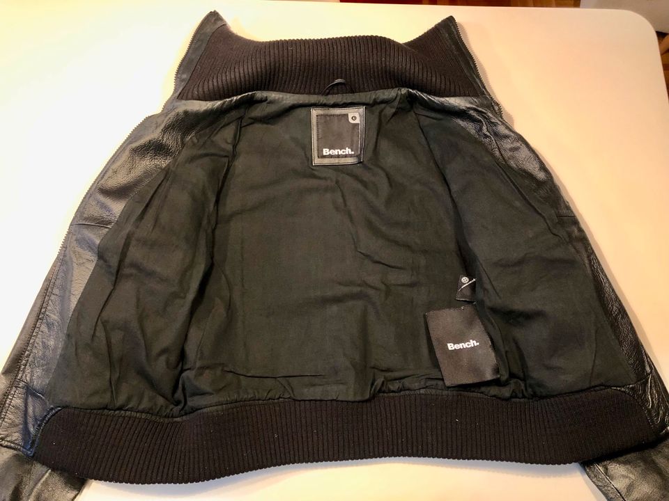 Lederjacke Damen Schwarz Größe L Echtleder Bench in Neu-Isenburg