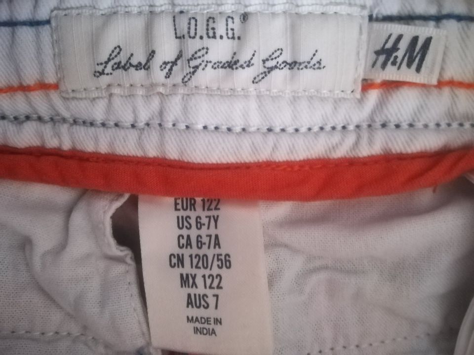 Kurze Jungen Shorts von H&M, kariert, Gr. 122 in Obing