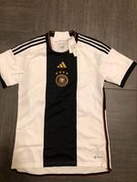 Adidas Fußballtrikot Deutsche Nationalmannschaft Gr M WM 2022 Bayern - Herzogenaurach Vorschau