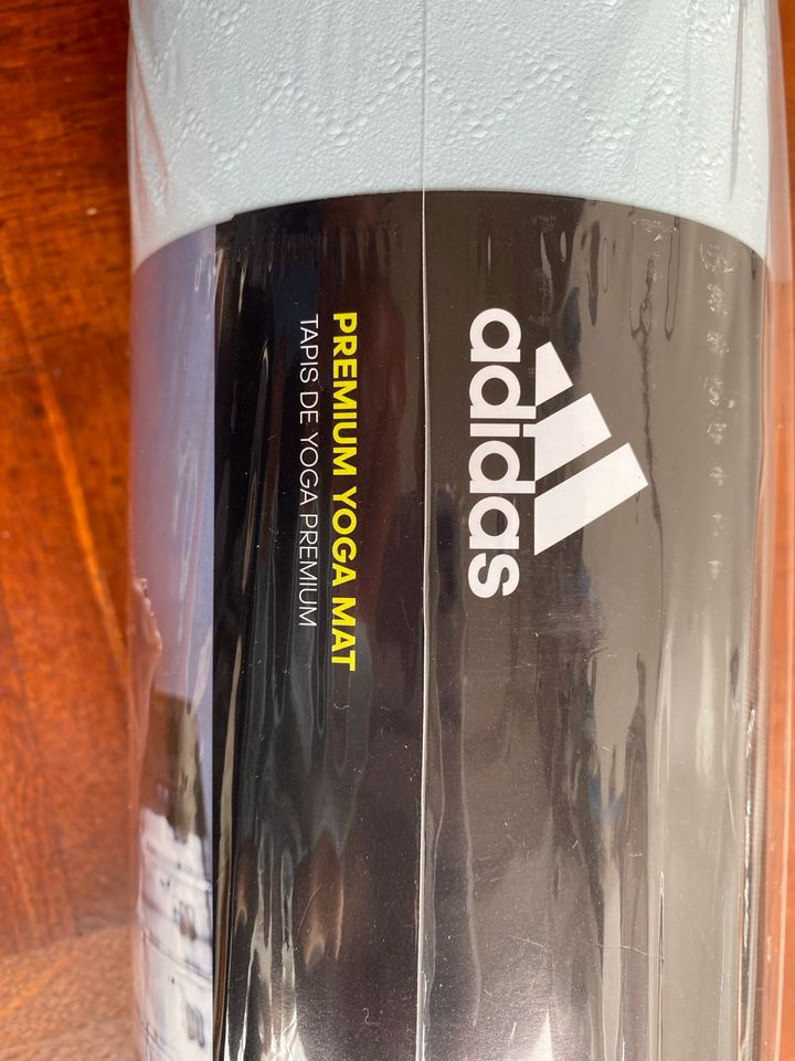 Adidas Premium Yogamatte NEU in Oststeinbek