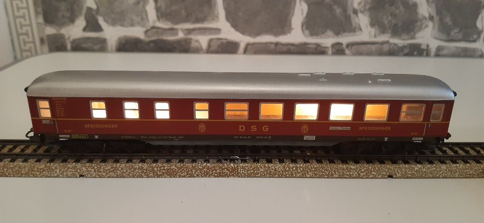 Märklin HO 4024 DSG Speisewagen mit Beleuchtung in Stolberg (Rhld)