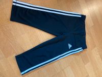 ADIDAS Sporthose 3/4 Gr. 152 schwarz weiße Streifen climate Nordrhein-Westfalen - Nümbrecht Vorschau