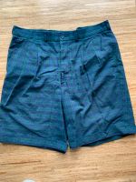 Klassische Herren Golfhose Shorts Gr 92 / 36 Kr. München - Grünwald Vorschau