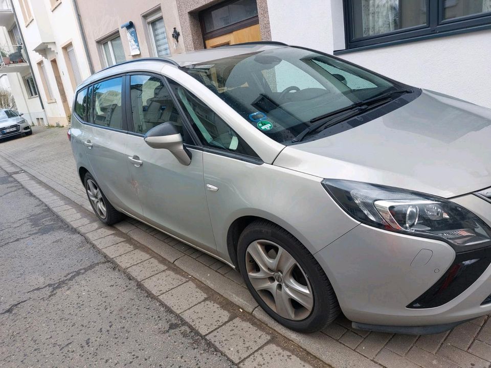 Opel zafira C tourer/7sitzer/ 2.0/Diesel/Janaur,2025 tüv/ in Bad Neuenahr-Ahrweiler