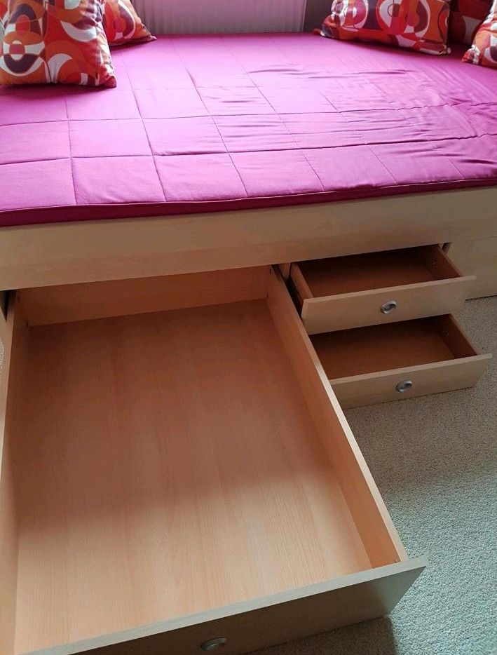 Hochwertige Designer Möbel/Schrank/Bett/Matraze/Spiegel in Hamburg