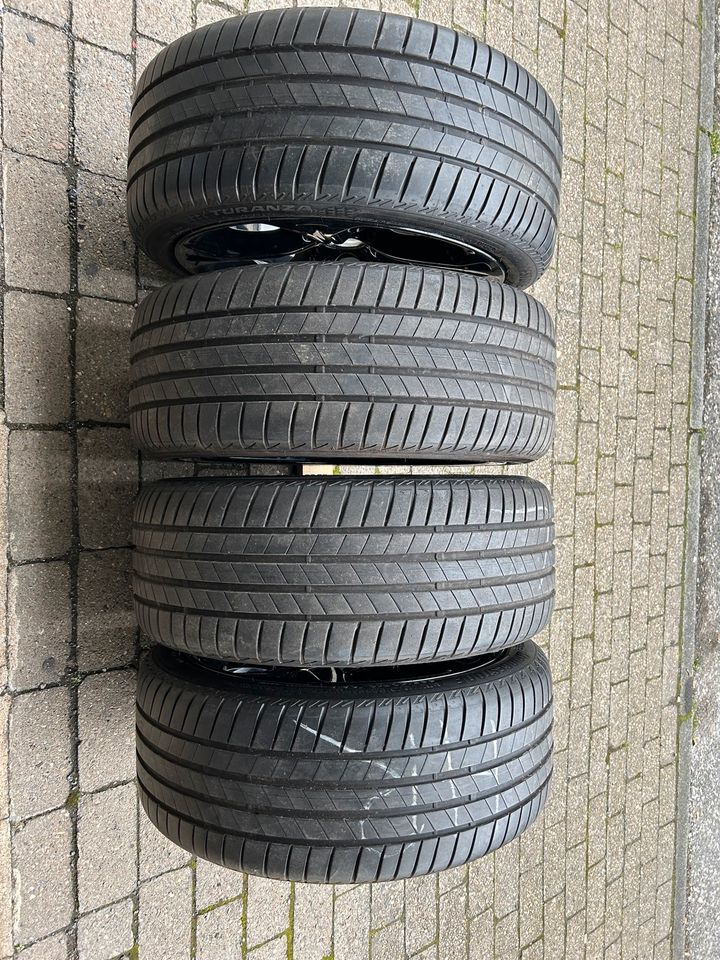 Original Styling 320 BMW Felgen 18 Zoll Alufelgen 225/40R18 in Wuppertal