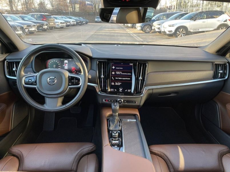 Volvo V90 Cross Country D5 AWD Pro Geartronic Pro in Aresing