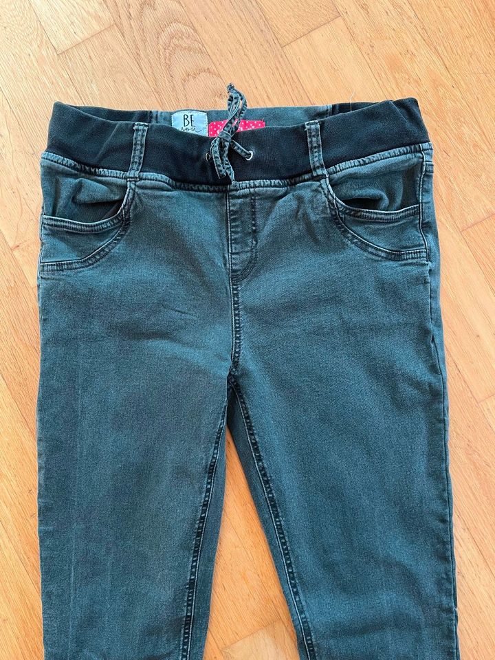 Street One Jeans Denim Größe 31 grün super Zustand Bundweite 42 c in Rangendingen