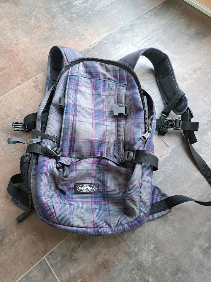 Rucksack von Eastpak in Jettingen-Scheppach