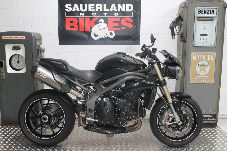 Triumph Speed Triple S 1050  ABS in Meschede