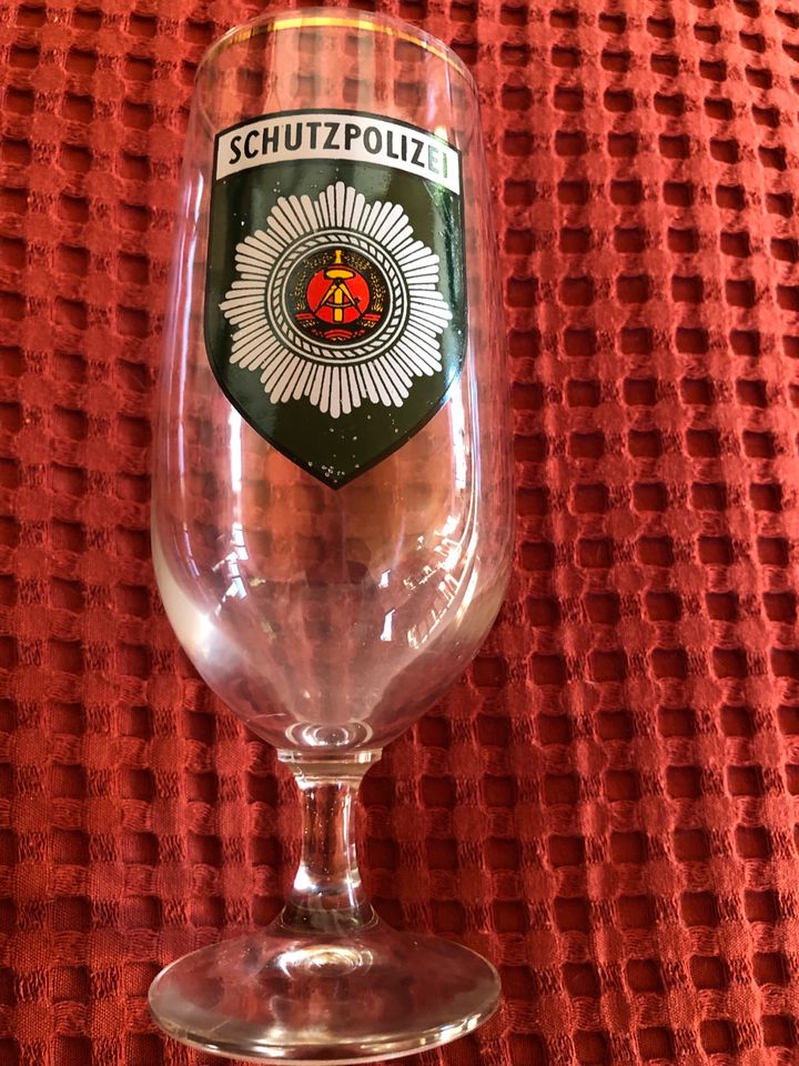 Schutz-, Volkspolizei Bier Glas Tulpe DDR selten! in Meinhard
