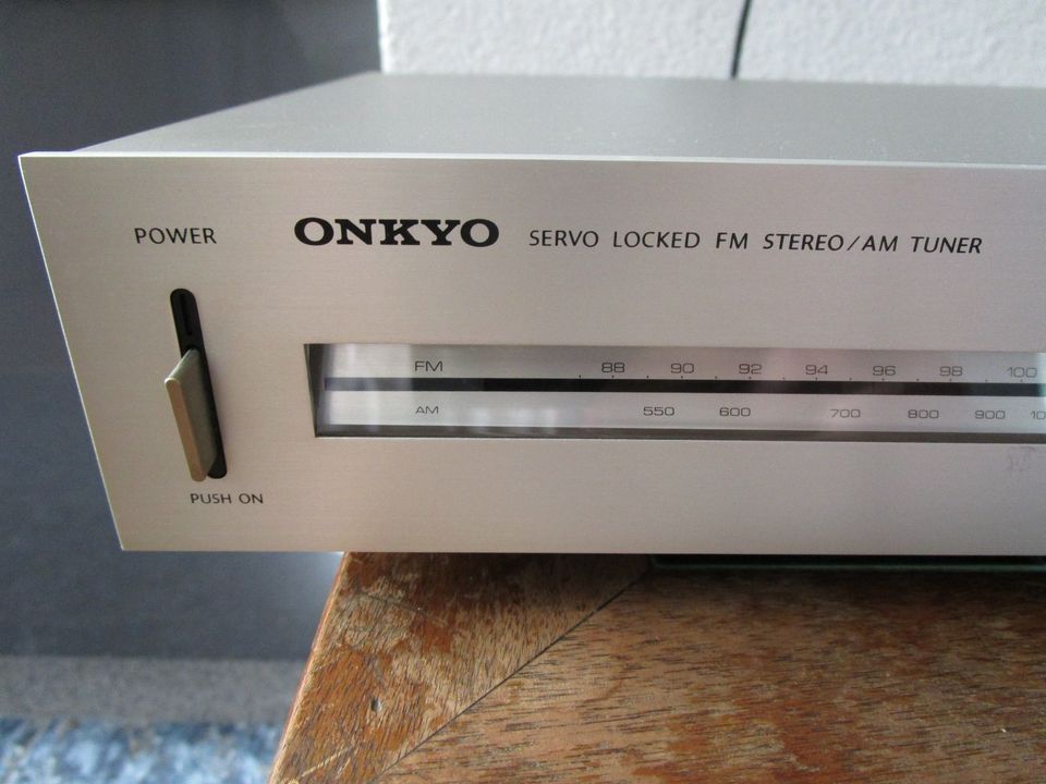 ONKYO T-15 Retro Tuner/Radio * getestet – 80er Jahre * Nachlass! in Sennfeld