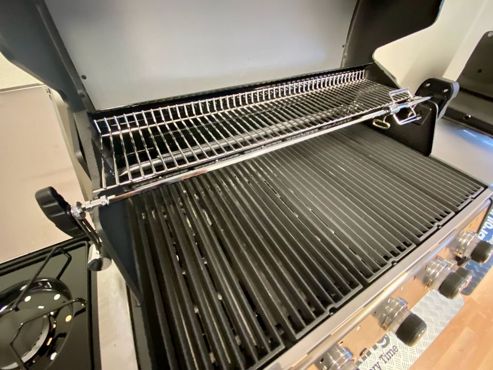 Broil King Gasgrill Baron 590 Seitenkochfeld Austellungsmodell in Dorfen